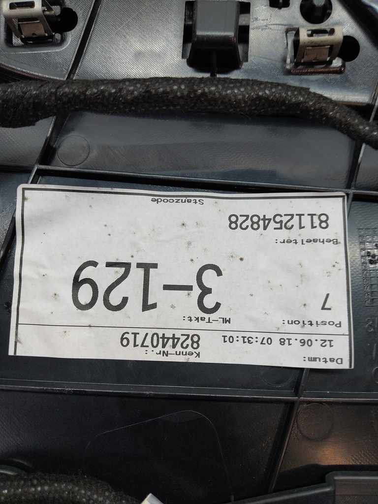 [MTD-511760] Panel de puerta Audi A4 B9 Avant 8W5 2.0 TDI DEUA DEU 8W0867118 2018