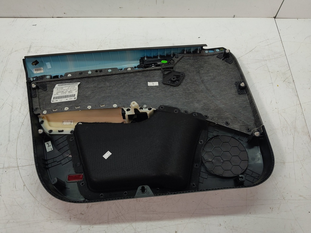 [MTD-512250] Panel de puerta SKODA OCTAVIA III 1.6 TDI Diesel DDYA DDY 5E2867014L