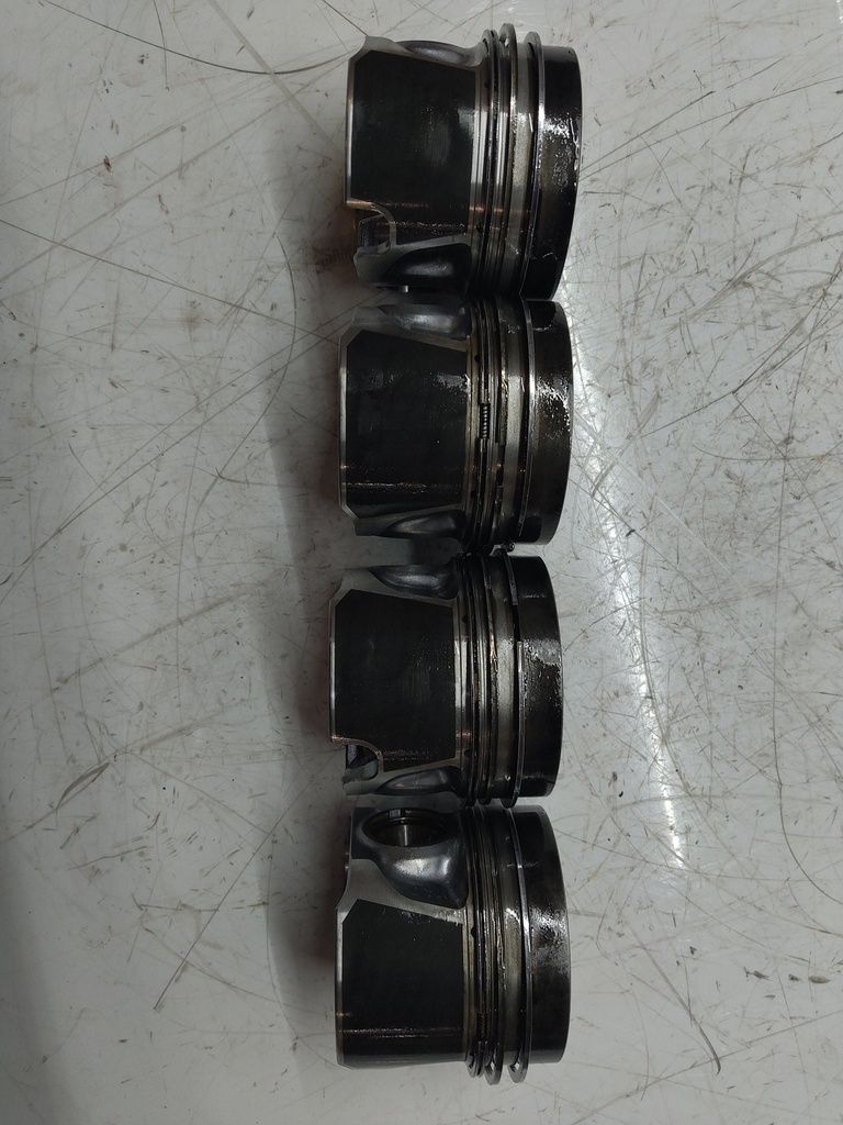 [MTD-515087] 4x pistones VW Passat B7 2.0 TDI CFFB CFF