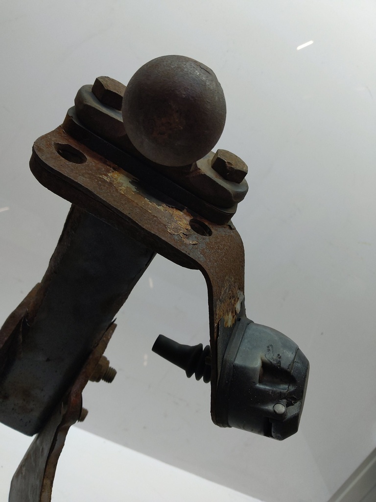 [MTD-515141] Acoplamiento de remolque Mitsubishi L200 2.4 4N15