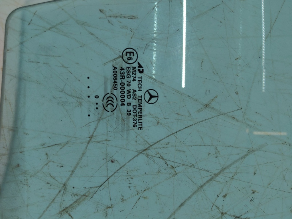 [MTD-515609] Luna delantera derecha Mercedes Clase M ML 300 642.820 A1647251210