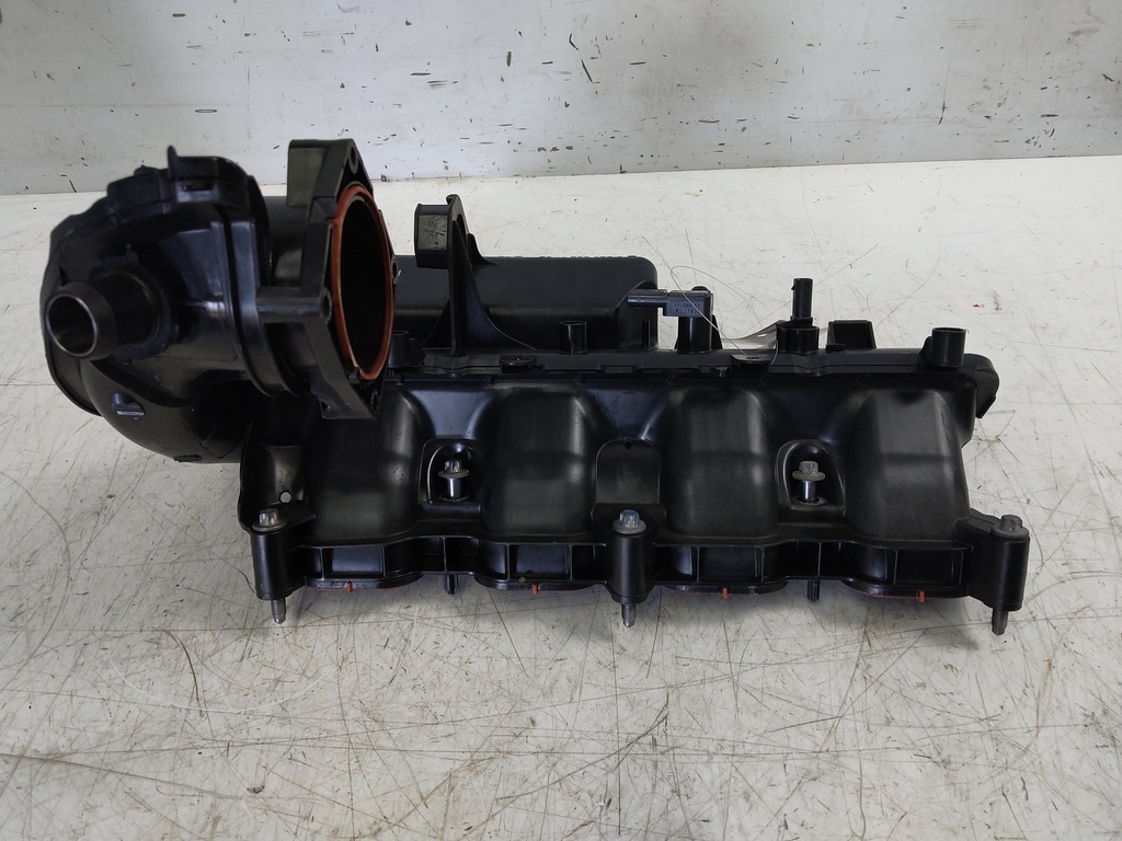 [MTD-517977] Colector de admisión Mercedes Clase C W205 2.0 M274.920