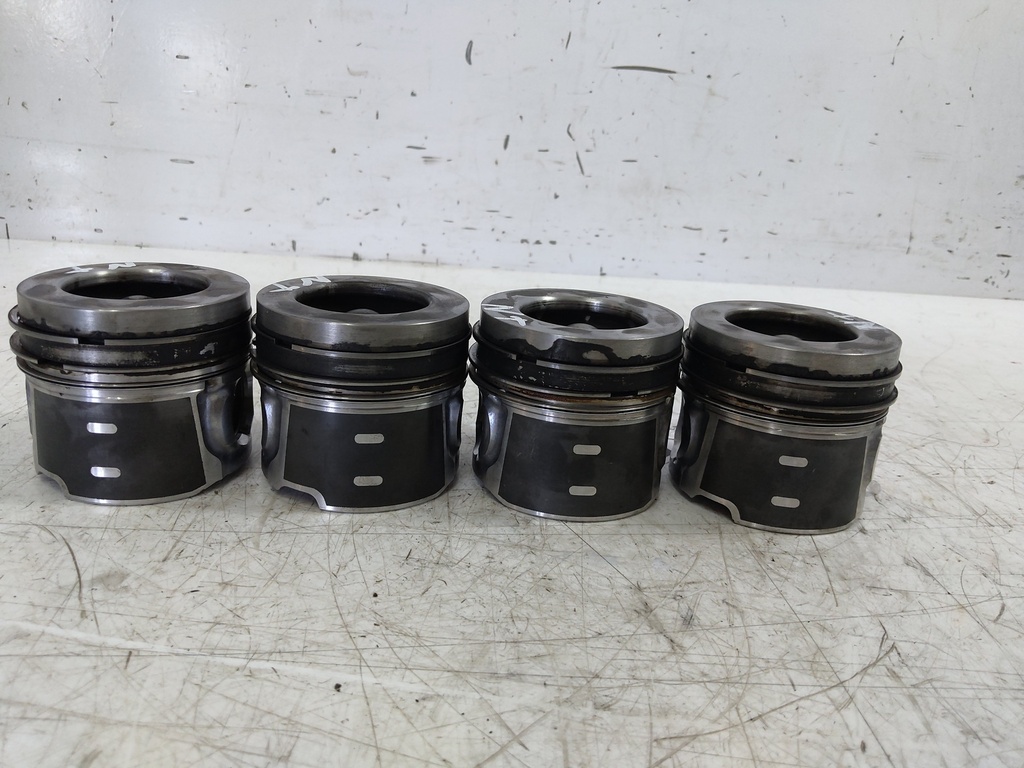 [MTD-518403] 4x pistones Ford Kuga 1.5 TDCI XWMC (73L81)