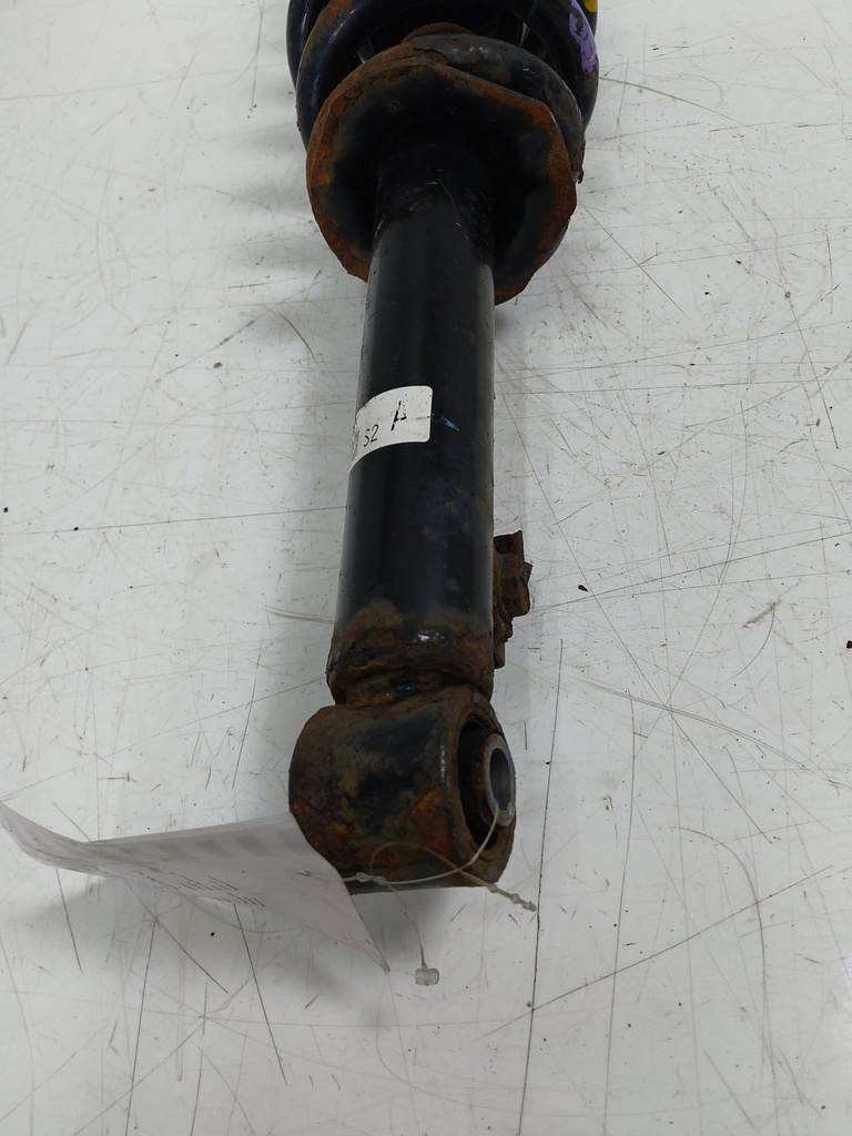 [MTD-519390] Puntal de suspensión derecho Mitsubishi L200 2.4 4N15 4062A099