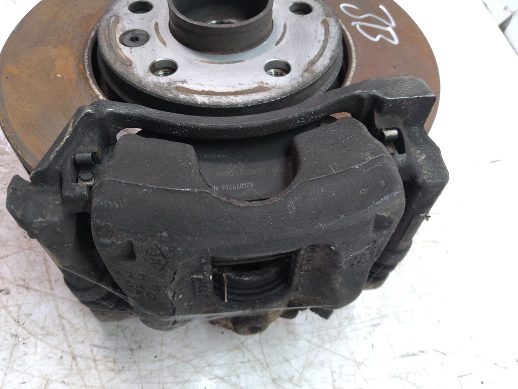 [MTD-519409] Buje de volante delantero derecho Renault Trafic III 2.0 dCi M9R710