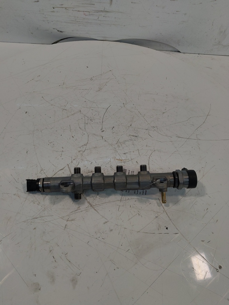 [MTD-522333] Tubo de riel Alfa Romeo Giulia 952 2.2 D 55268532 55260843