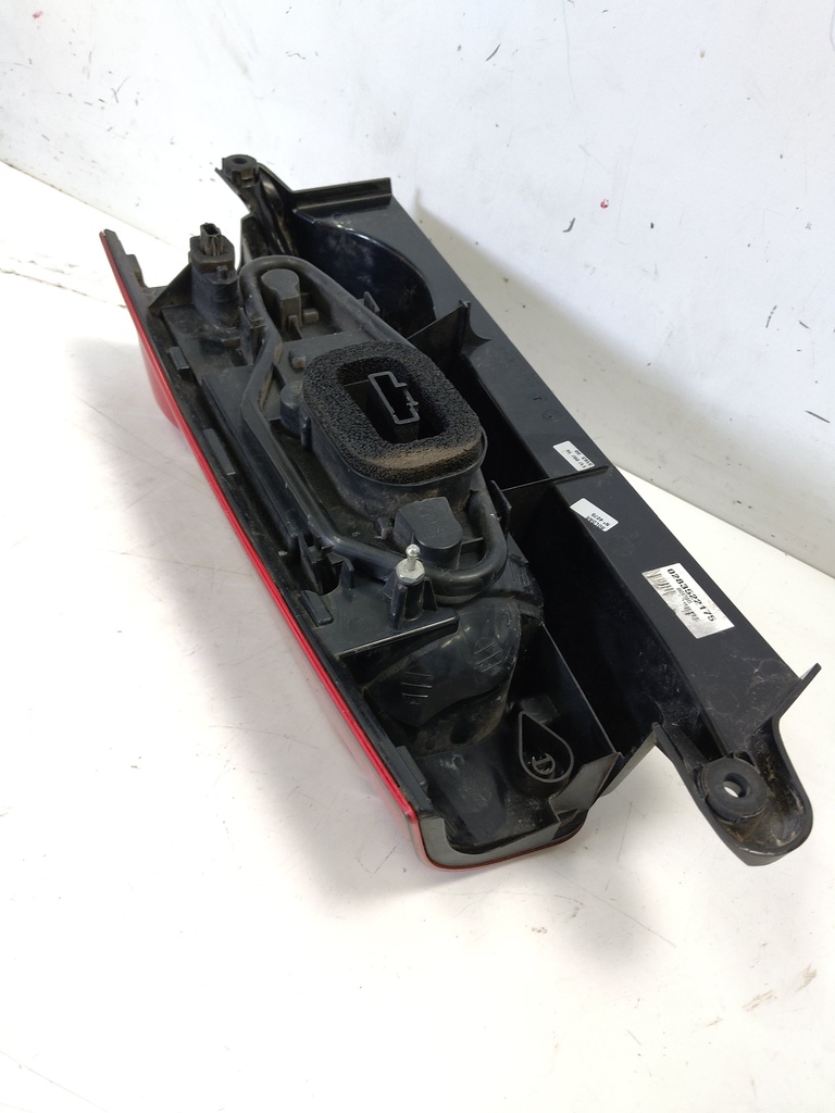 [MTD-524227] Luz trasera izquierda PEUGEOT PARTNER 2016 1.6 BHY