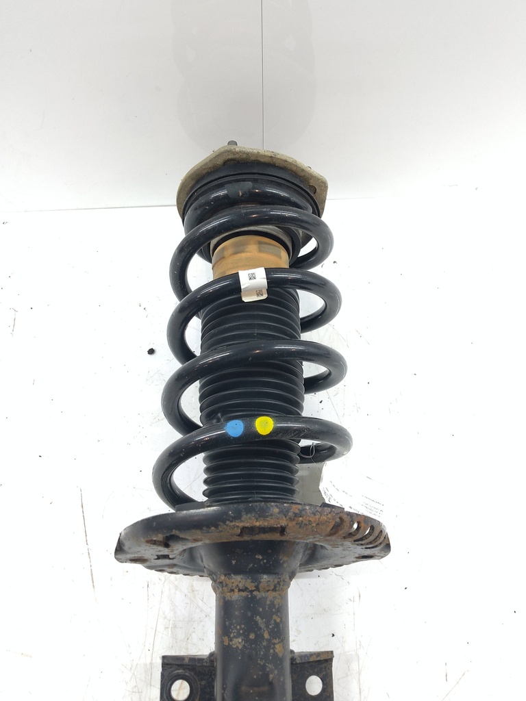 [MTD-524702] Amortiguador delantero derecho VW Crafter 2022 2.0 TDI FWD