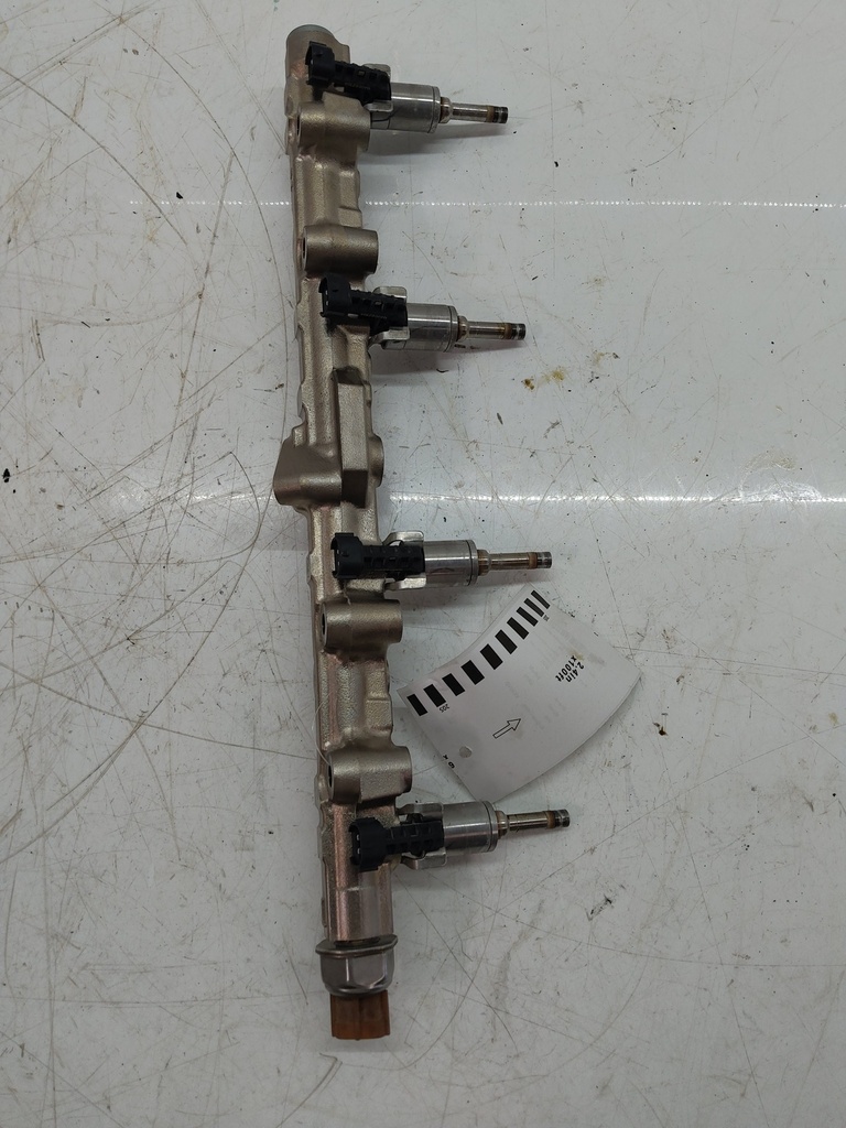 [MTD-525129] Barra de inyección e inyector Infiniti QX80 5.6 VK56VD 405CV 2016