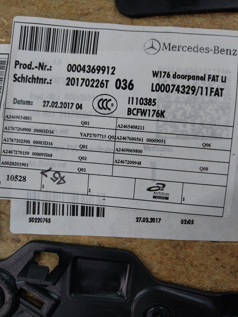 [MTD-530957] Revestimiento de puerta Mercedes Clase A W176 2017 M270.910 1.6 A 160 A2469054801