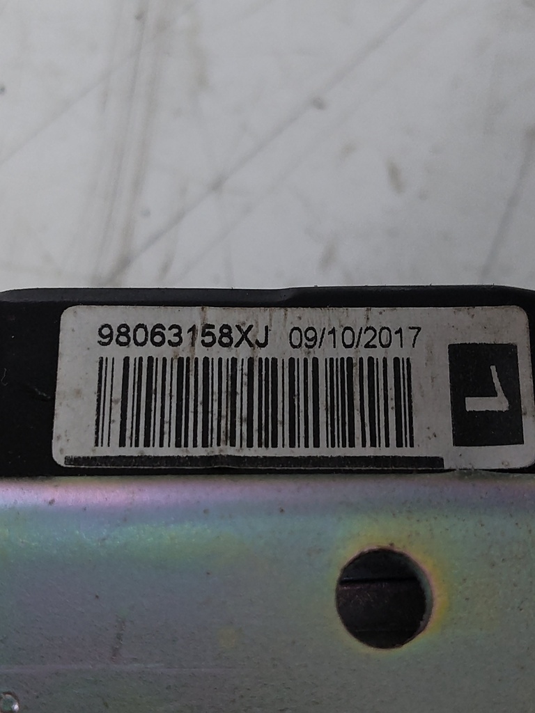 [MTD-531976] Cinturón de seguridad delantero izquierdo Peugeot 208 1.6 GTi (5GR) 2017