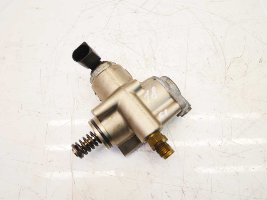 [MTD-402390] Bomba de combustible para Audi A6 C6 / A8 D3 4.2 FSI BVJ 079127026C
