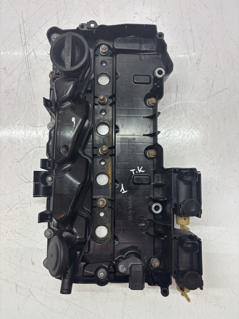 [MTD-468483] Tapa de válvulas Volvo V60 I 2.0 D4 D4204T14 31670228