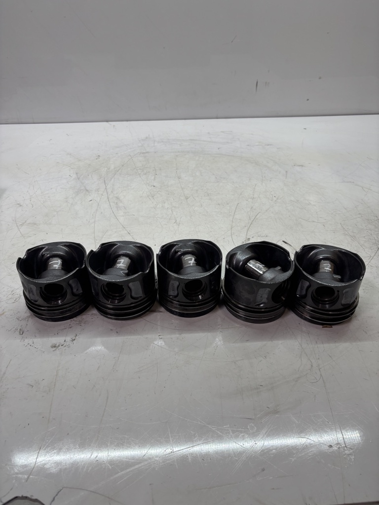 [MTD-465087] Juego de 5 pistones para Jaguar XF II X260 3.0 Diésel (306DTA)