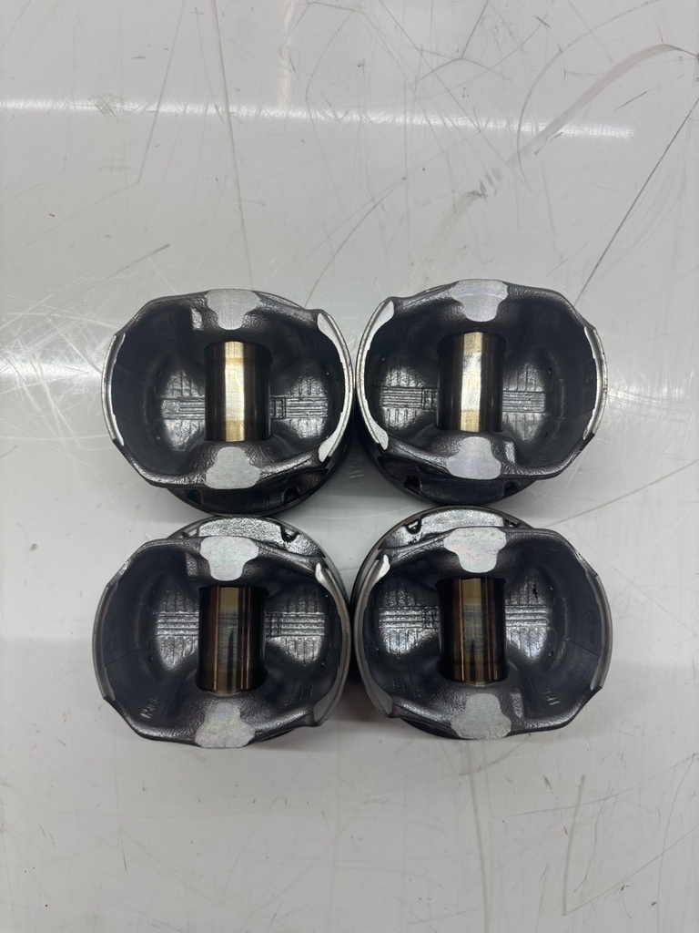 [MTD-456185] Juego de 4 Pistones para Mercedes Clase A 1.3 A180 M282.914