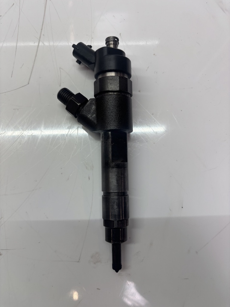 [MTD-456649] Inyector Iveco Daily III 2.8 Diésel 8140.43N 0445120002