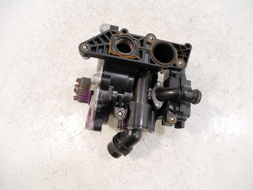 [MTD-440953] Bomba de agua para Volkswagen Golf 8R 2.0 TSI TFSI 2023