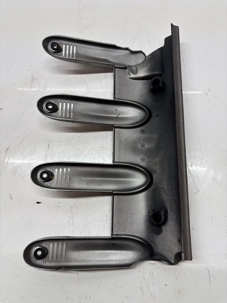 [MTD-501912] Tapa de balancines para Porsche Cayenne 9PA 4.5 V8 gasolina M48.00