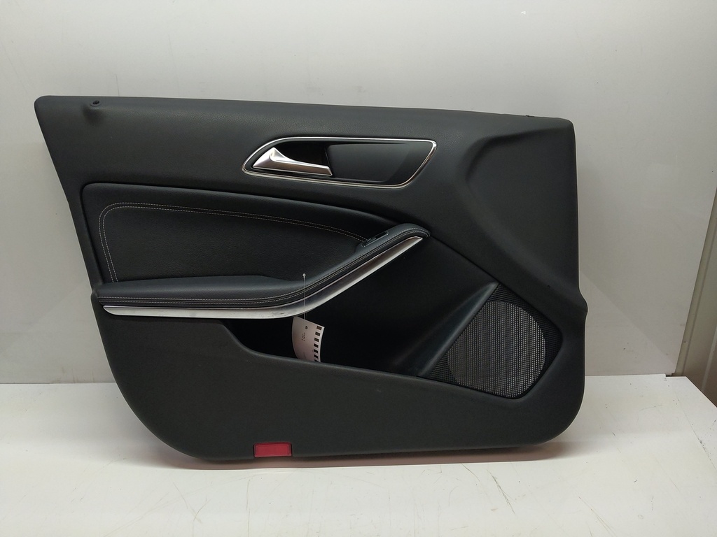 [MTD-502494] Embellecedor de puerta Mercedes Clase A W176 1.6 Blue EFFICIENCY A1767201100