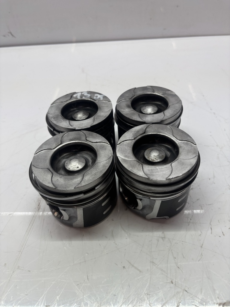 [MTD-502111] 4 pistones Volvo S80 II 1.6 D DRIVe D4164T 31216477