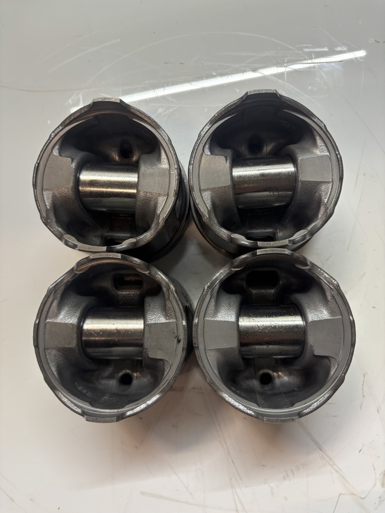 [MTD-501875] 4x pistones Suzuki Grand Vitara II 1.9 DDiS 129 CV F9Q