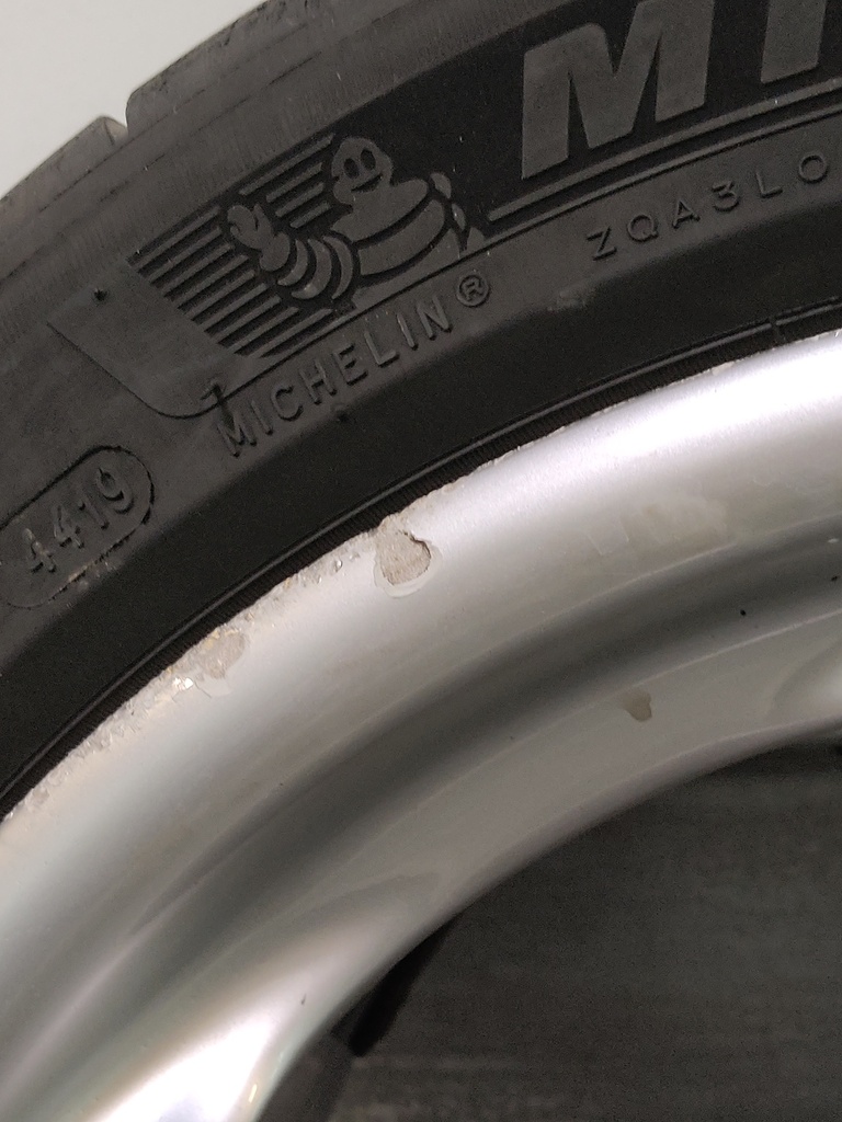 [MTD-506347] Llanta de aleación 17" ET 55 Porsche Boxster 986 2.5 M96.20