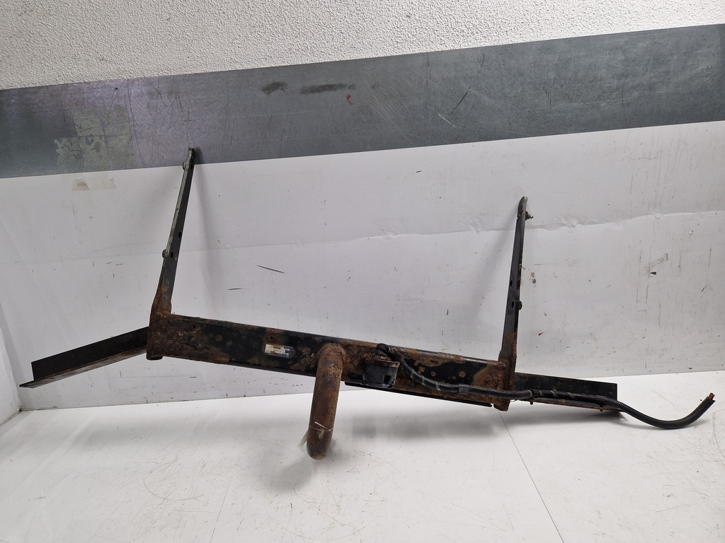 [MTD-497364] Acoplamiento de remolque VW Transporter T5 2.0 TDI BNZ 7H0803881B
