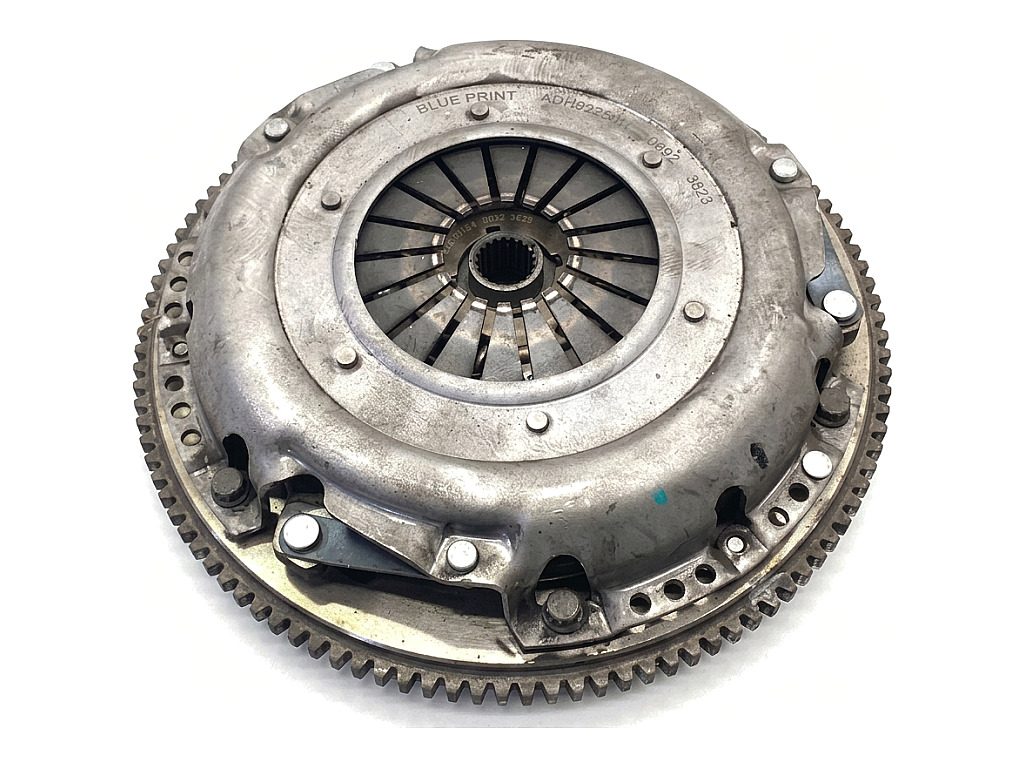 [STARK-911924] Embrague HONDA CIVIC IX (FK) 1.4 i-VTEC 73 kW 2012-2022