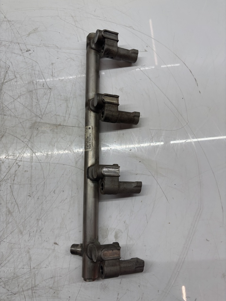 [MTD-447882] Rampa de inyección Land Rover Range Rover L322 5.0 V8 gasolina 508PN AJ133 8W93-9G802-AE