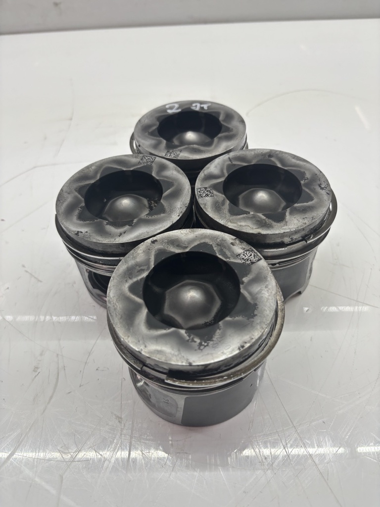 [MTD-449074] 4x Pistones Para BMW Serie 1 E81 E87 2.0 d 116d N47D20A N47 7803033