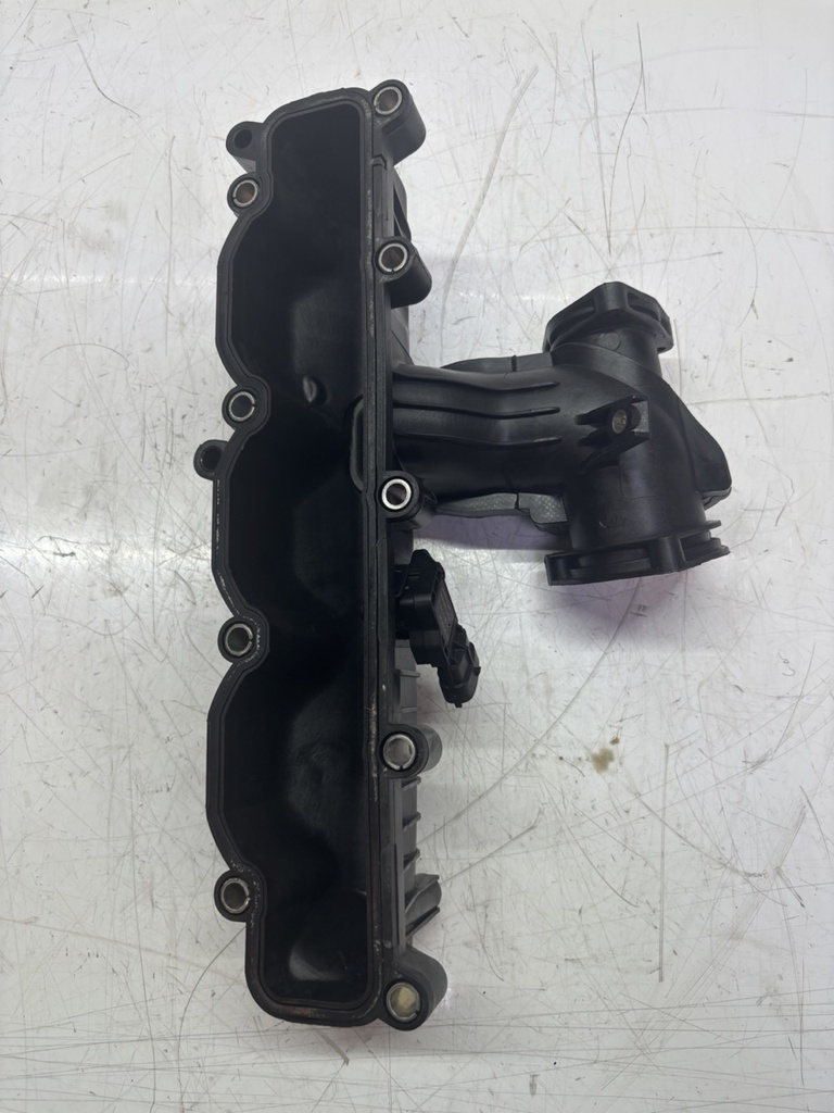 [MTD-451119] Colector de admisión Iveco Daily VI 2.3 D F1AFL411A 504384190