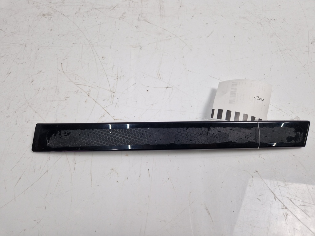[MTD-497091] Moldura embellecedora Volvo V60 2.0 Diesel D420T8 31448871