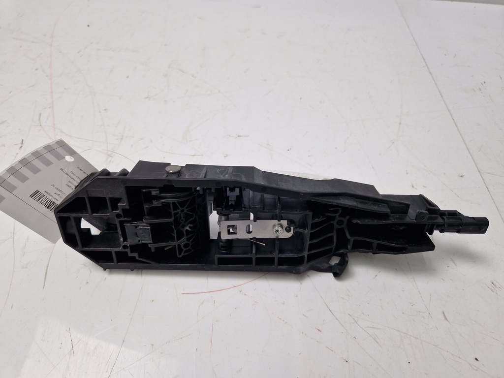 [MTD-497636] Manilla de puerta delantera izquierda blanca Peugeot 308 1.5 BlueHDI 130 YHZ DV5R 9849924280