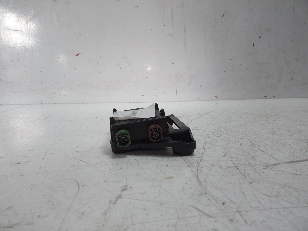 [MTD-499076] Amplificador de antena Porsche Panamera 971 971035720C