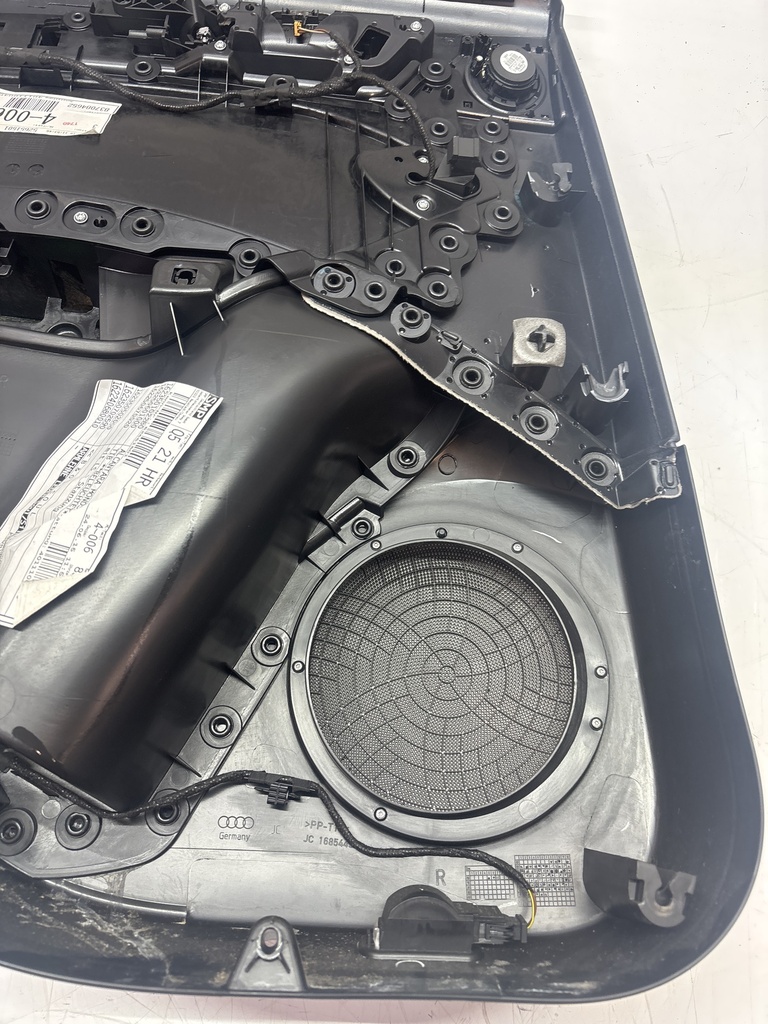 [MTD-500201] Panel de puerta trasera derecha Audi SQ5 8R Q5 3.0 TDI CVU CVUC