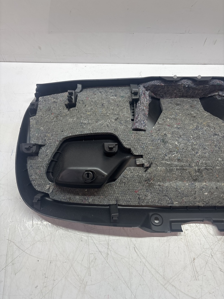 [MTD-500172] Embellecedor del portón trasero Opel Corsa 1.5 CDTI YHT YH01
