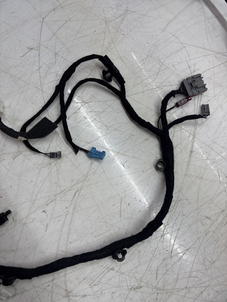 [MTD-500868] Mazo de cables de puerta Land Rover Discovery Sport L550 MK72-14630-JBC
