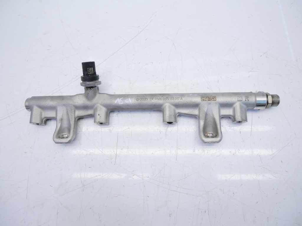 [MTD-411597] Rampa de inyectores 06N133317A para Audi A3 Q3 VW Golf Cupra Formentor 2.0 40 TFSI DNNA DNN 2022