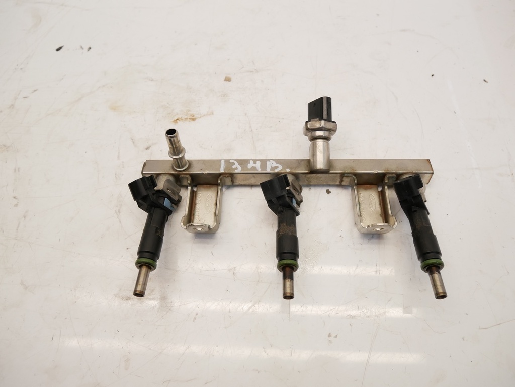 [MTD-459325] Colector de inyección Ford Focus Kuga 1.5 EcoBoost YZDA