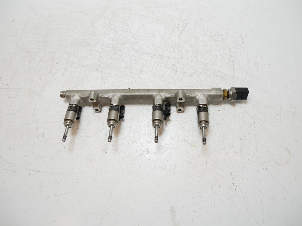 [MTD-463190] Colector de inyección 05E133320B para Audi Seat Skoda VW Golf 1.5 TSI DPCA DPC