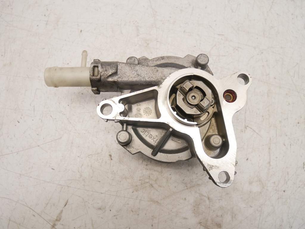[MTD-483004] Bomba de vacío Nissan Navara 2.3 dCi YS23DDT