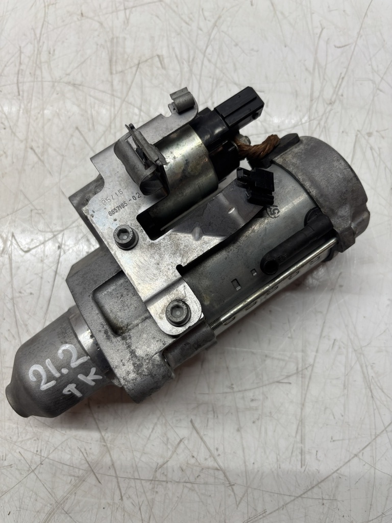 [MTD-488145] Motor de arranque BMW Serie 7 G11 G12 4.4 750i xDrive N63B44C 8657337