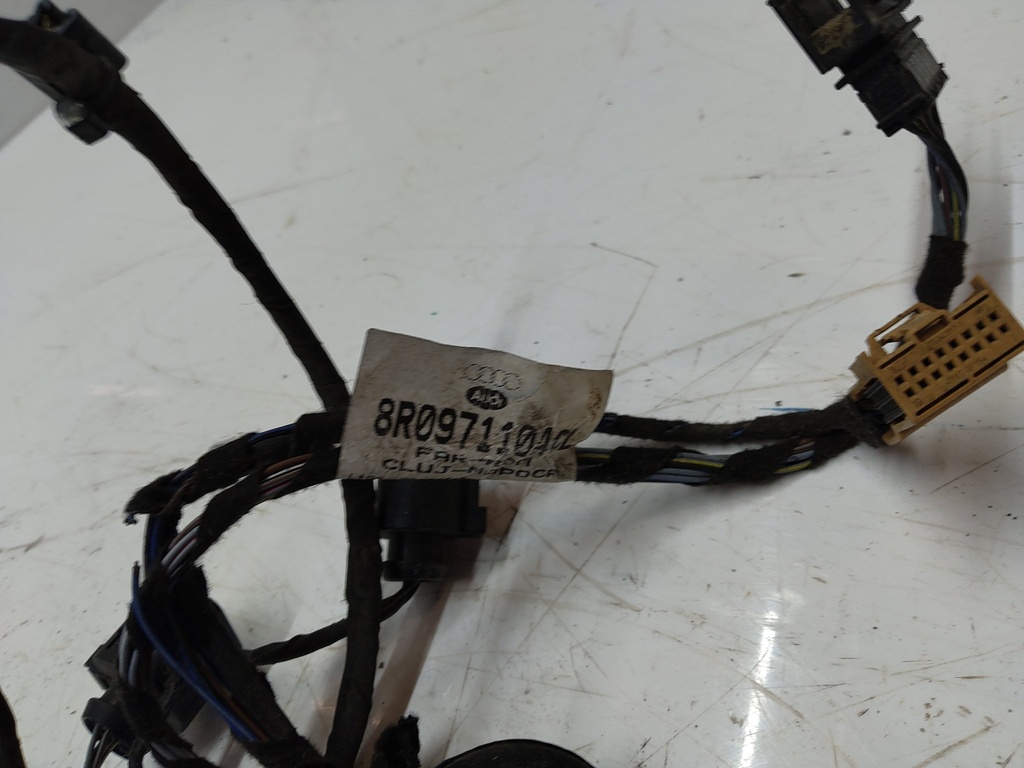 [MTD-503575] Sensor de aparcamiento Audi SQ5 8R Q5 3.0 TDI Diesel CVU CVUC 8R0971104CL