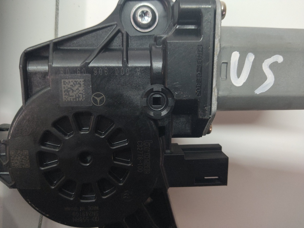 [MTD-504751] Motor del elevalunas trasero derecho Mercedes Clase A W177 A35 AMG A0009060908