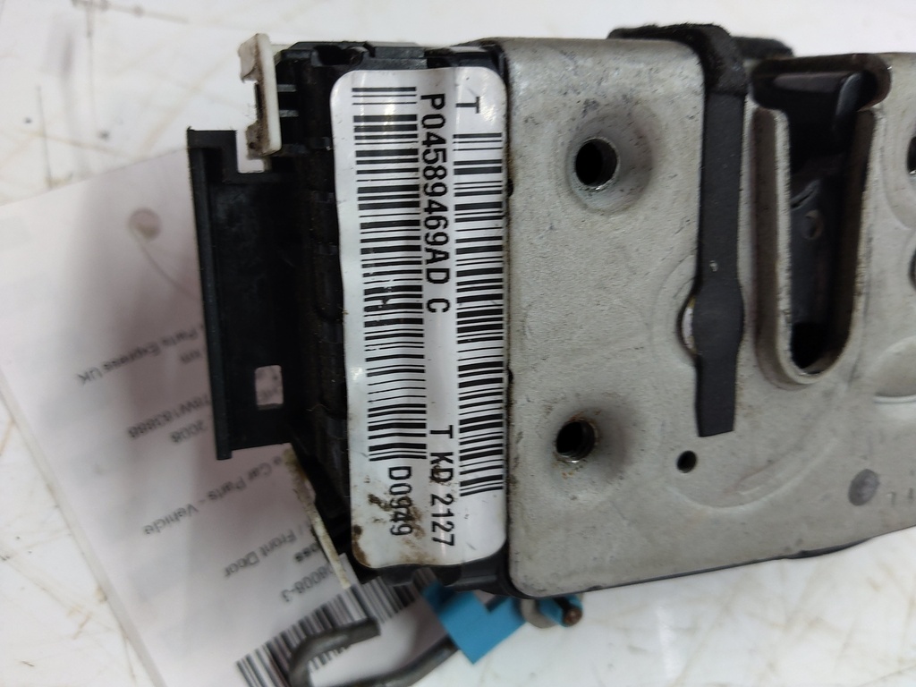 [MTD-508534] Cerradura de puerta delantera izquierda Jeep Cherokee KK 2.8 CRD 4x4 OE 04589469AD