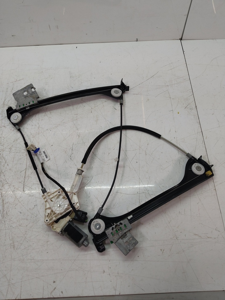 [MTD-512229] Regulador de ventana Mercedes SLK R171 3.0 V6 300 M272.942 272.942 A1717200346