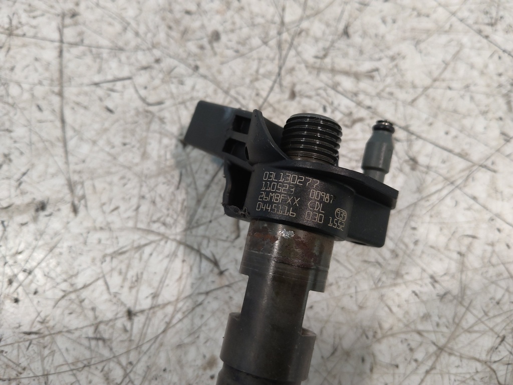 [MTD-513526] Inyector Audi Seat A4 A5 A6 Q5 Exeo 2.0 TDI CAHA 03L130277 170PS