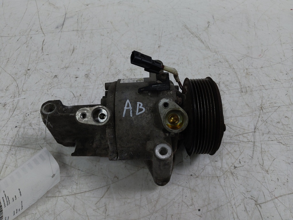 [MTD-517211] Compresor de aire acondicionado Dacia Duster 1.2 TCE H5F408 926003541R