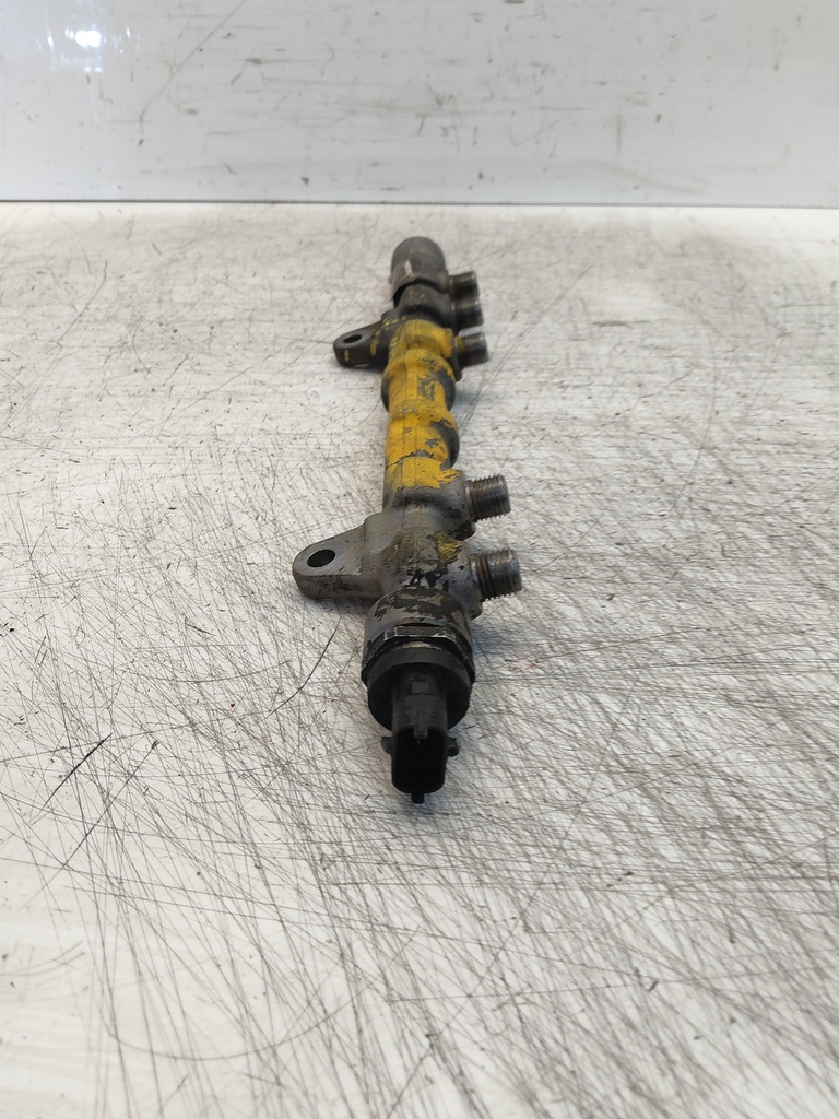 [MTD-516202] Tubo de raíl Fiat 500L 1.3 D Multijet 199B4000 55234437
