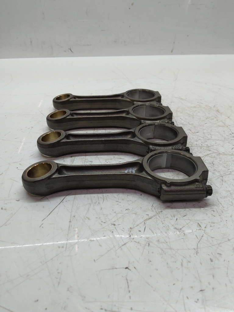 [MTD-517577] 4x Biela Audi Seat A4 Exeo 2.0 TDI CAGC CAG 038J